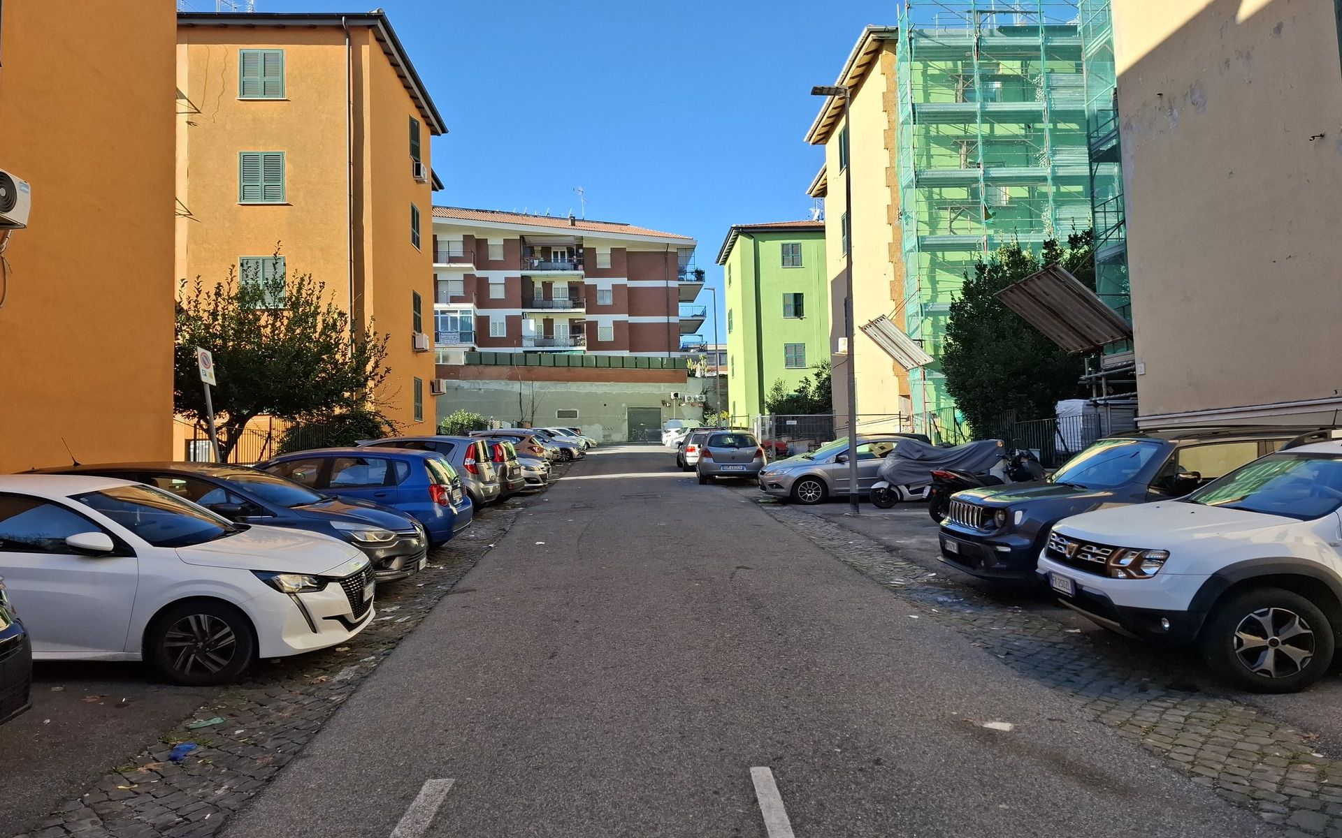 Le rivolte in Floris e Zero Calcare