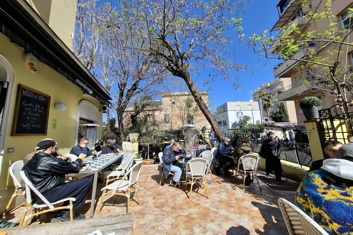 Tutto passa, il resto va